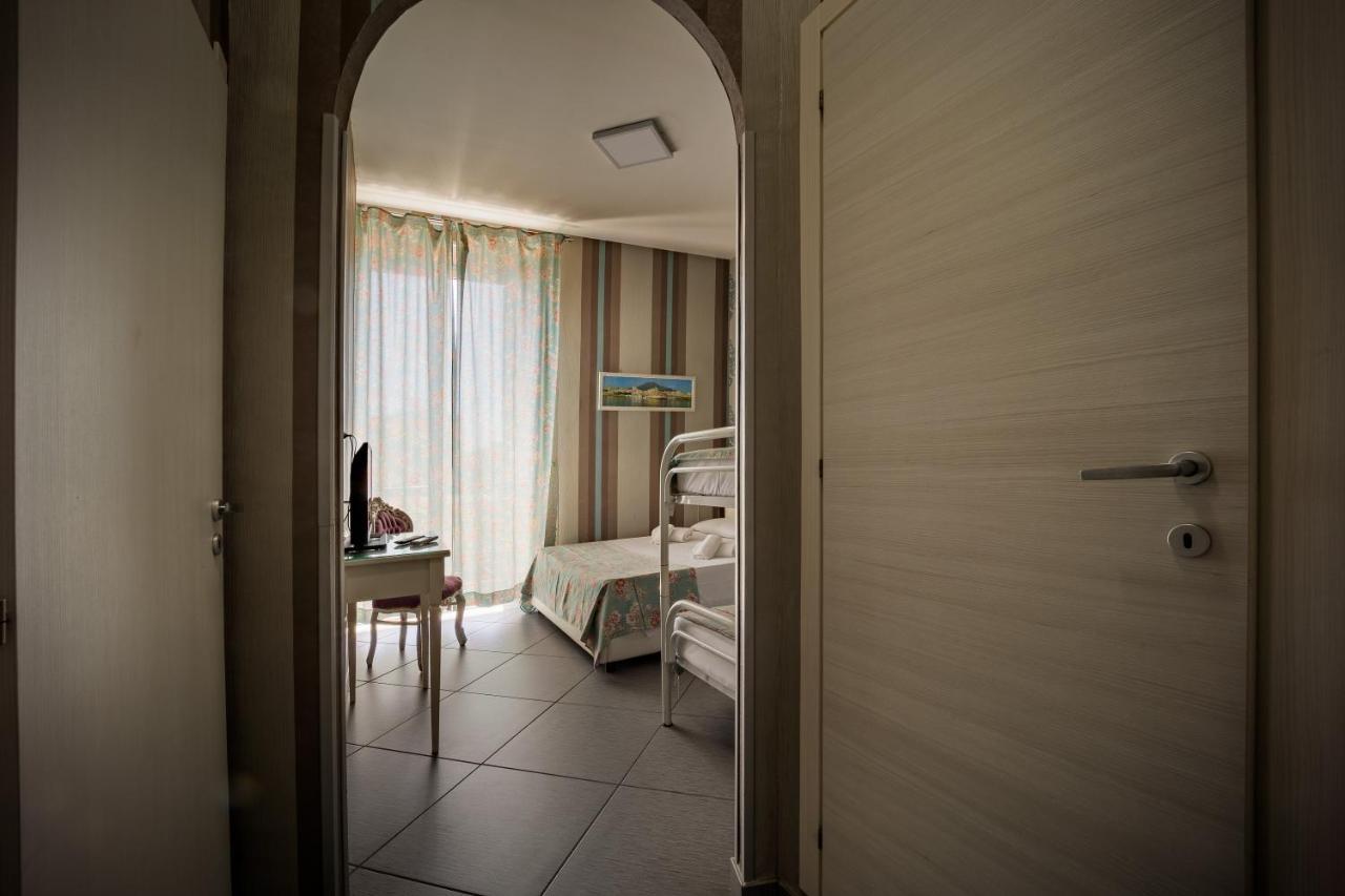 Hotel New Sayonara Naples Exterior photo