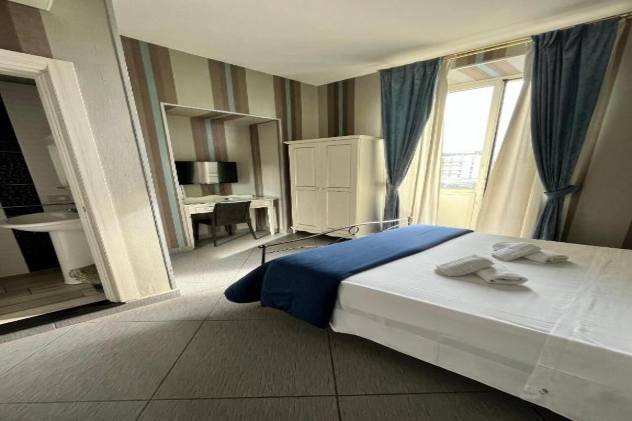 Hotel New Sayonara Naples Exterior photo